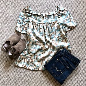 Banana Republic Geo Print Top petite S